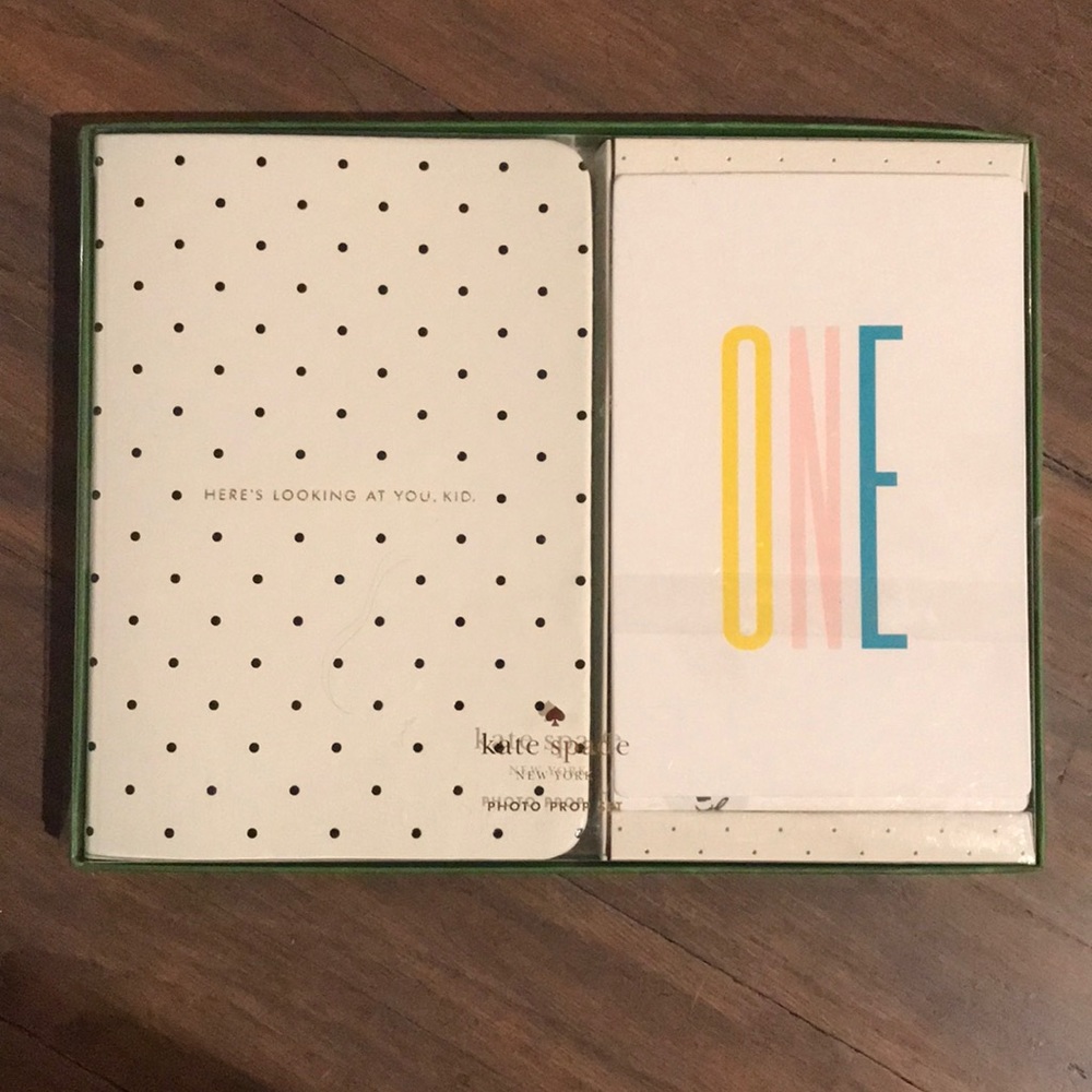 kate ♠️ spade hey baby photo prop set
